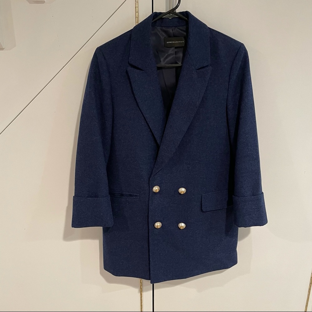 Oversized blazer with pearl buttons size M